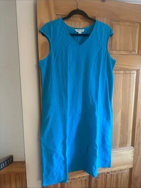 Coldwater Creek Turquoise Blue Sleeveless V-Neck Dress with pockets